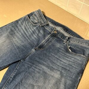 Joe’s Jeans The Bobby Boyfriend - Size 30